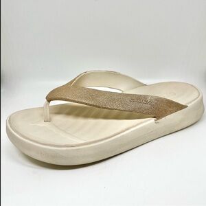 Crocs Women's Sparkly gold Sandals flip-flops shoes size 8